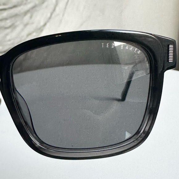 🕶️ TED BAKER🕶️ London TMS146 Polarized Black Sunglasses - Picture 11 of 13